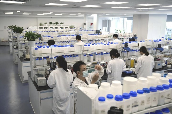 怒江香谷生物科技有限公司坐落于怒江绿色香料产业园