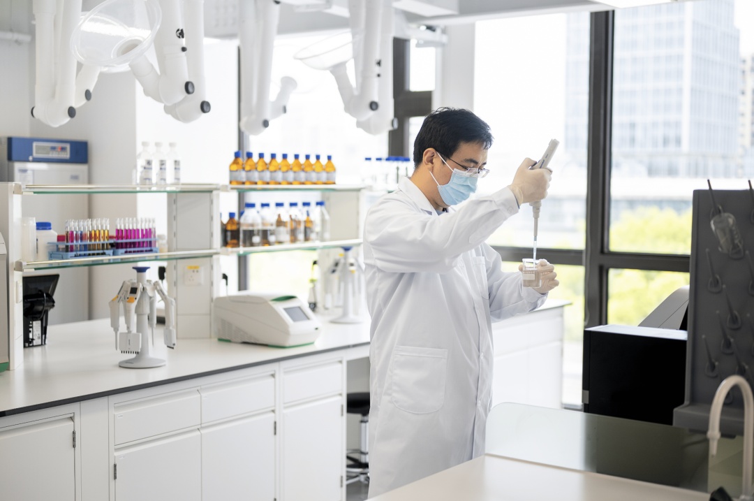 总部地址位于上海市区金山区