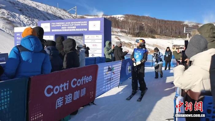 谷爱凌92.75分领跑中国三将晋级自由式滑雪U型场