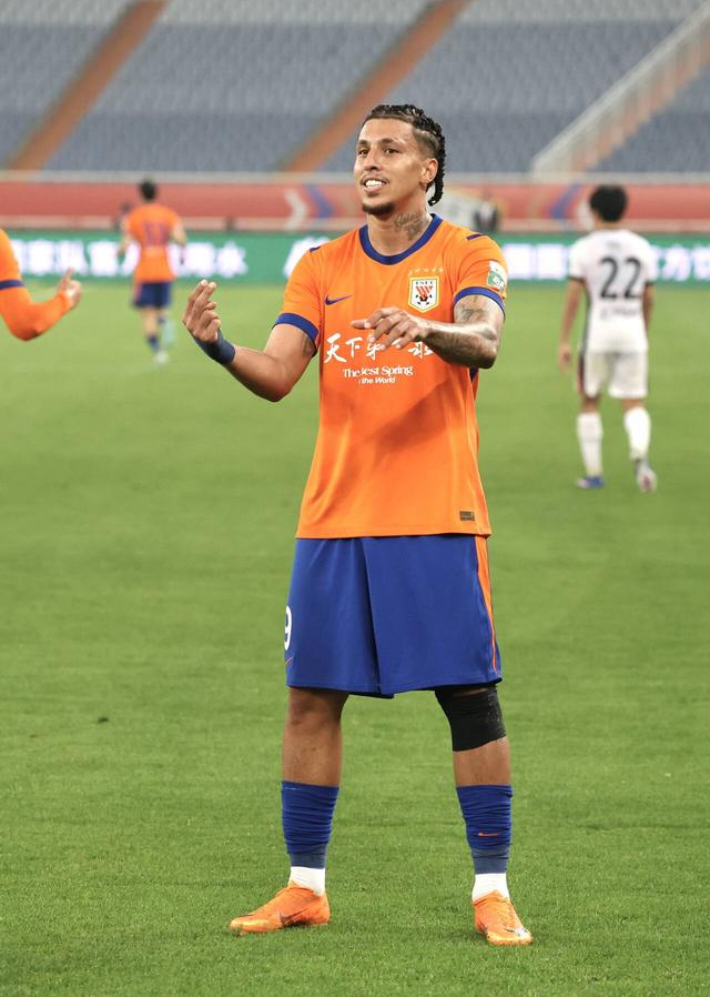 山东泰山1-1上海海港，宿茂臻赛后发布会分析战