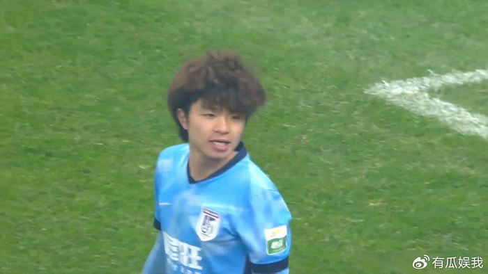 大连英博逆转河南队 毛伟杰吕焯毅成关键先生