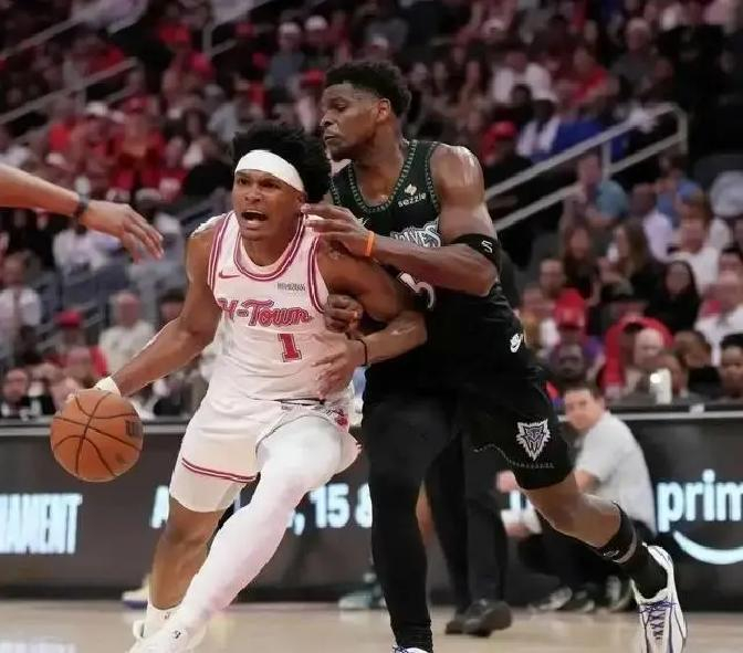 火箭末节失误成关键 火箭8连胜终结森林狼战术压